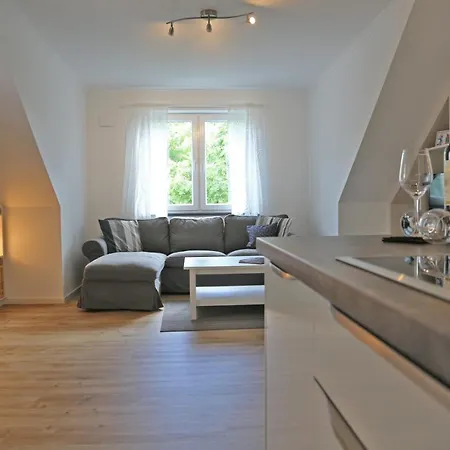 Apartment Haus Pamir - *