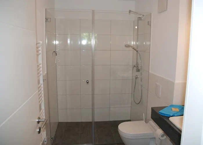 Apartment Haus Pamir - Ostseebad Nienhagen